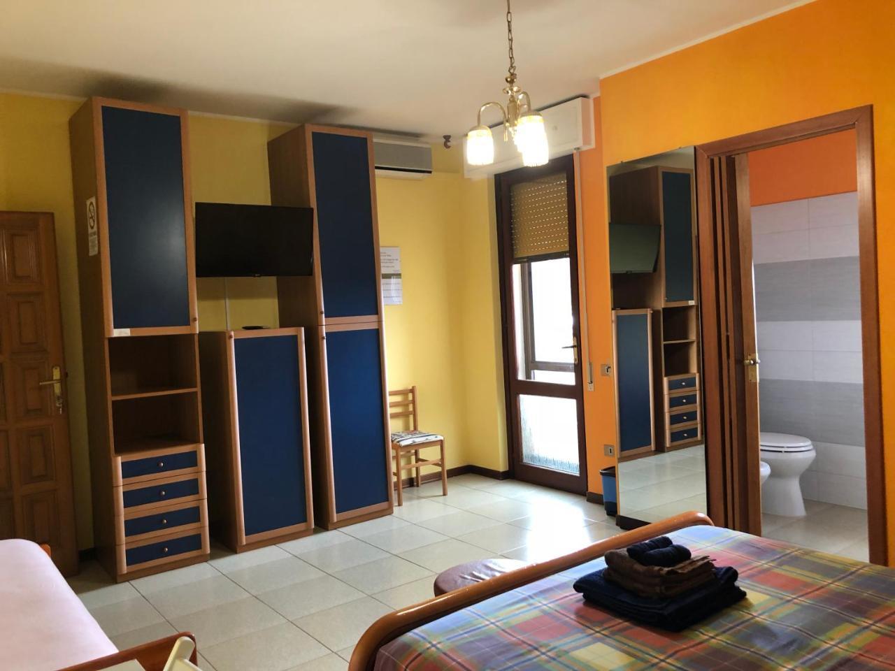 B&B Su Fassoi Santa Giusta Extérieur photo